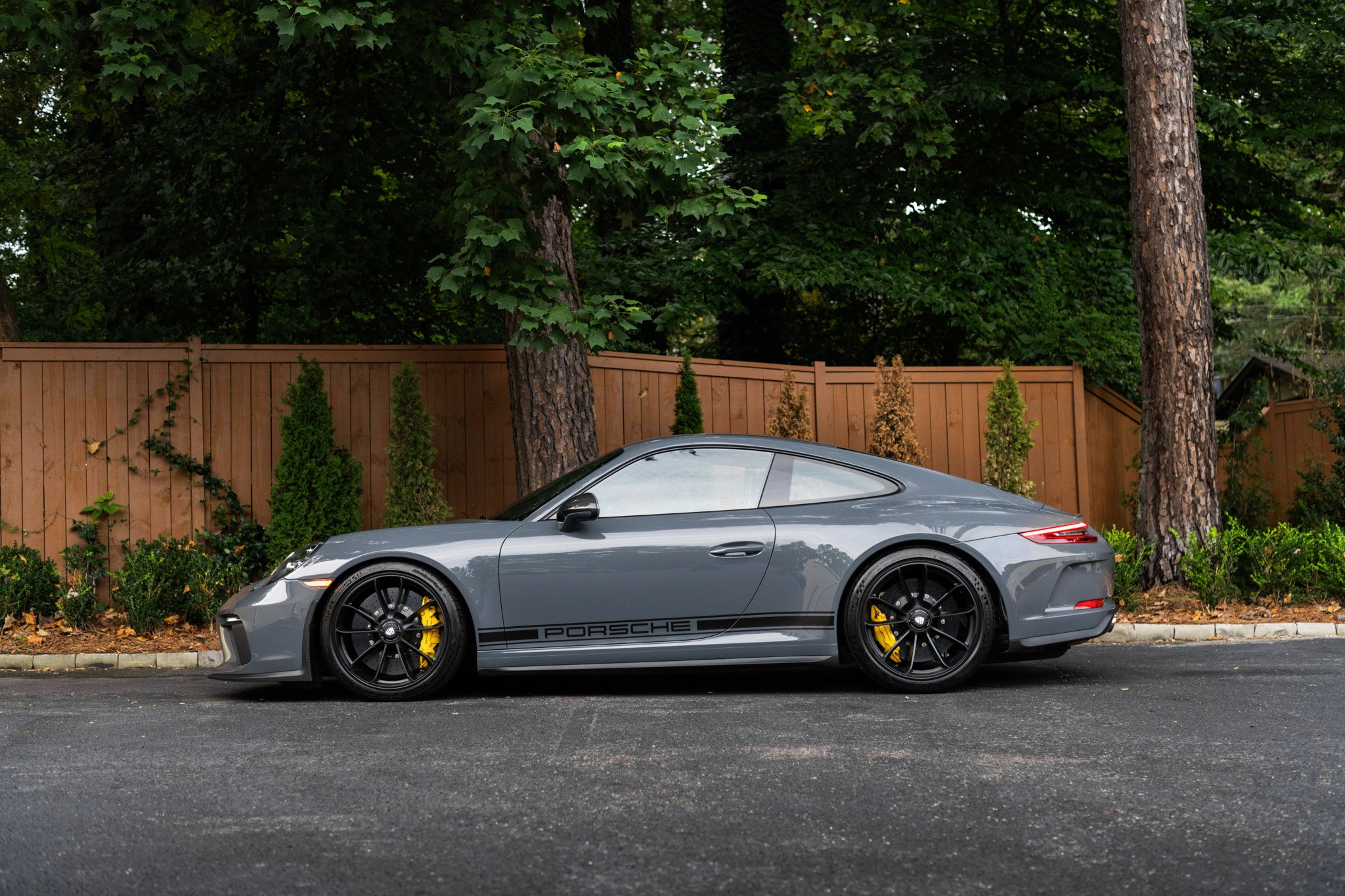 2018 Porsche 911 GT3 Touring in Grigio Telesto