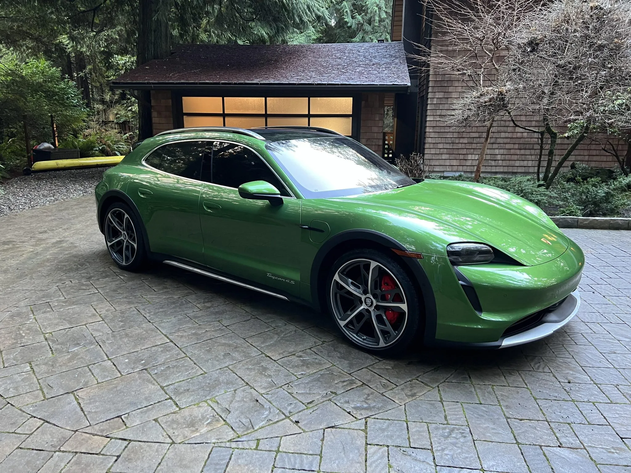 2023 Porsche Taycan 4S Cross Turismo in Mamba Green Metallic