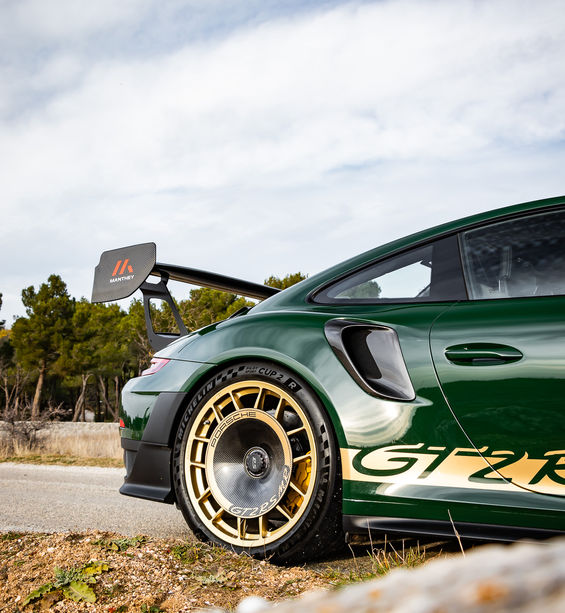 2018 Porsche 911 GT2 RS in British Racing Green