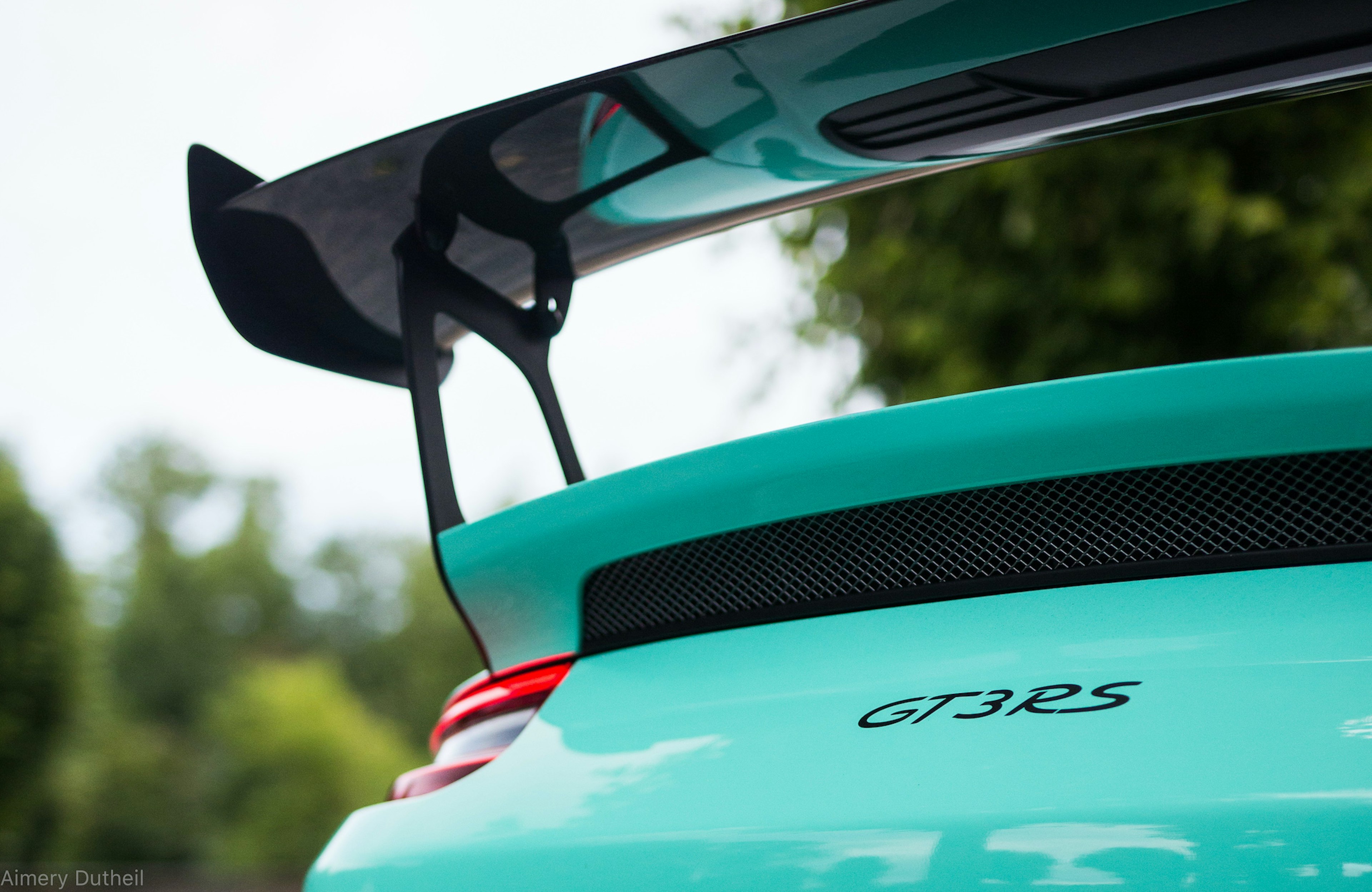 2019 Porsche 911 GT3 RS Weissach Pack in Mint Green