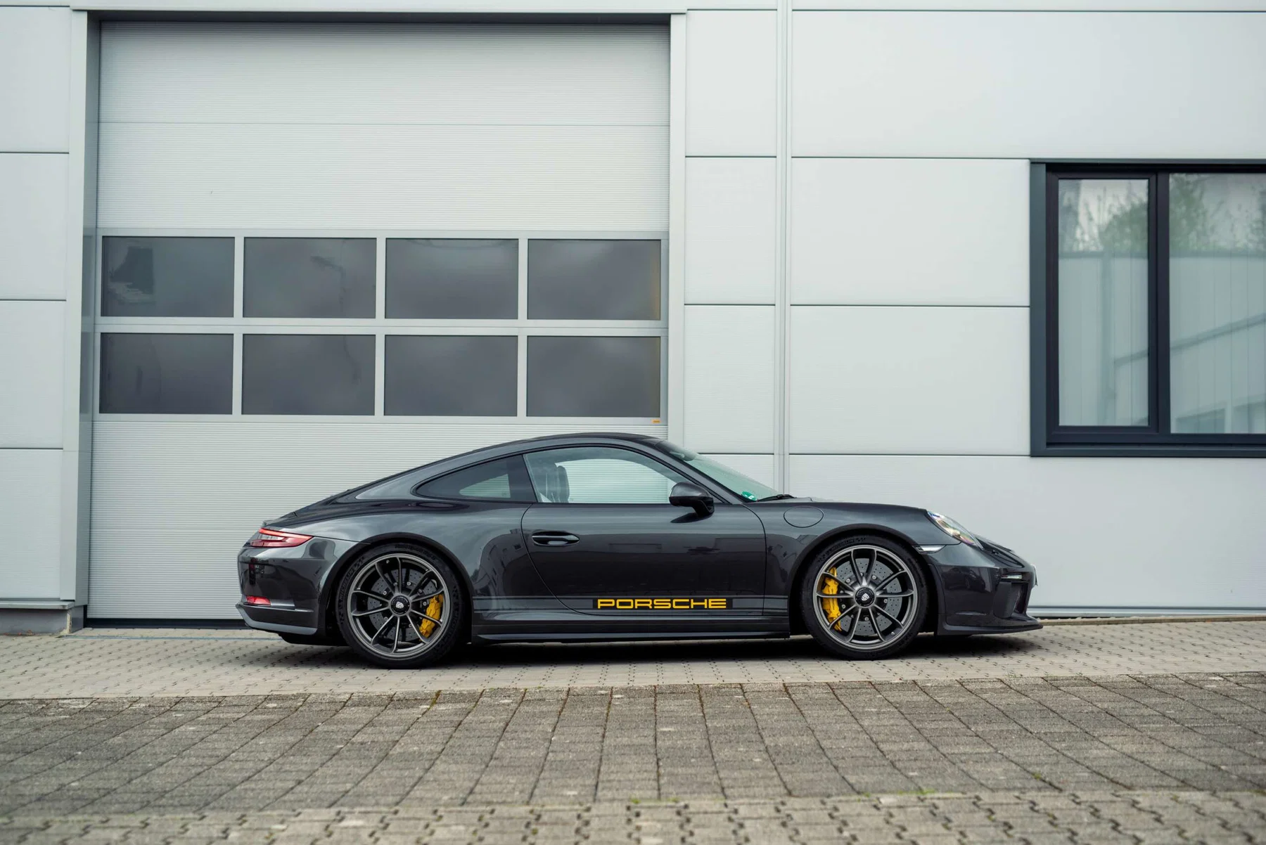 2018 Porsche 911 GT3 Touring in Grigio Granito Metallic