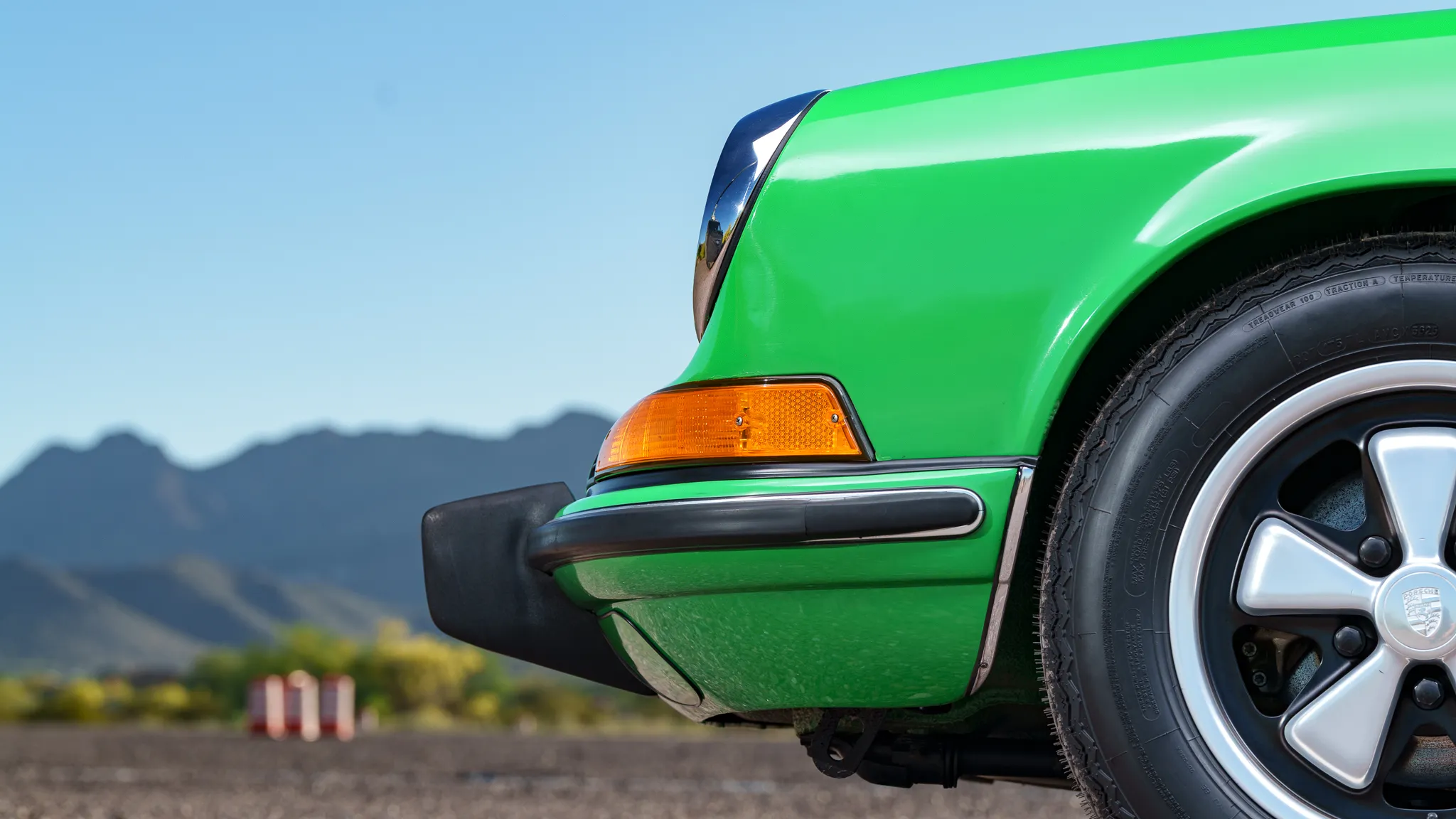 1973.5 Porsche 911T Coupe In Viper Green