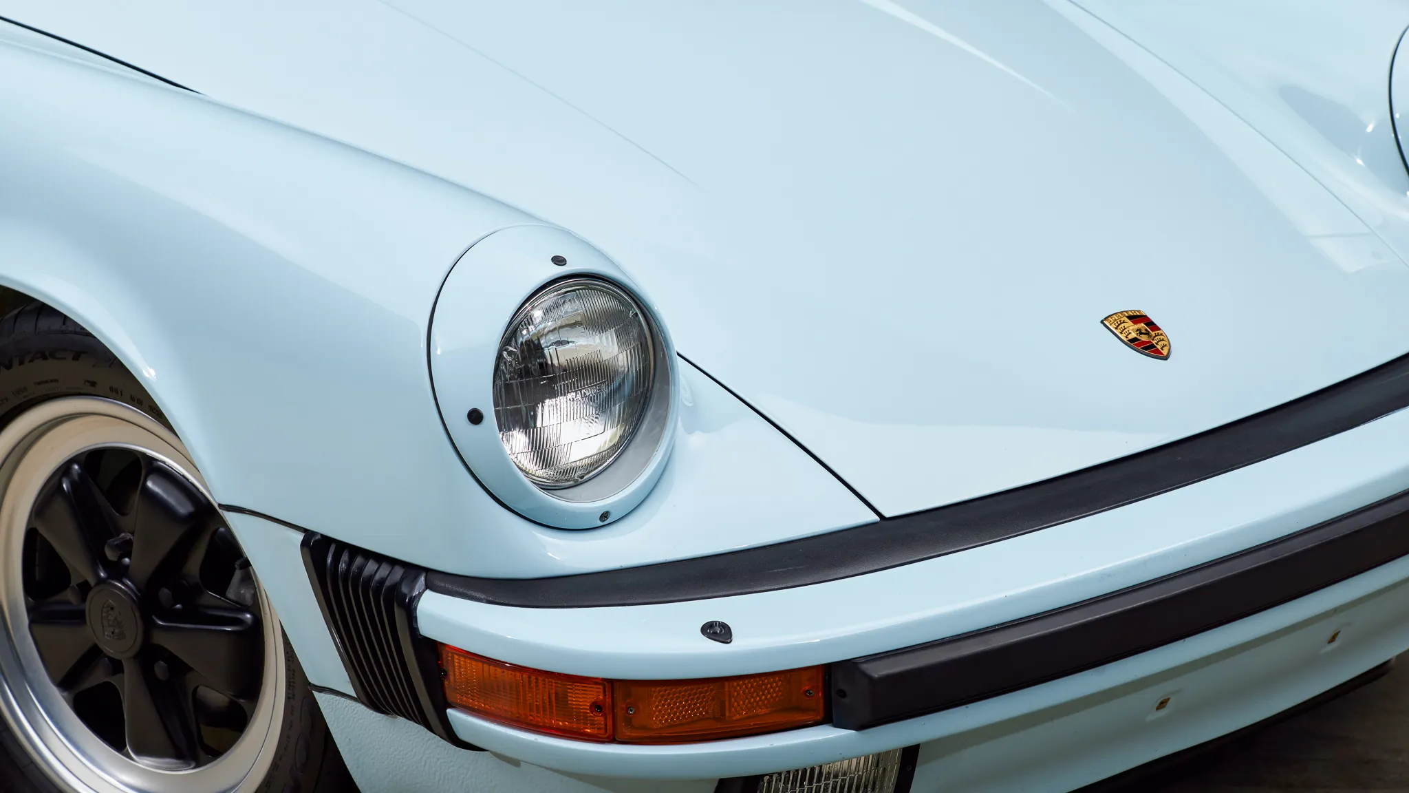 1984 Porsche 911 Carrera Targa in Geyser Grey Metallic