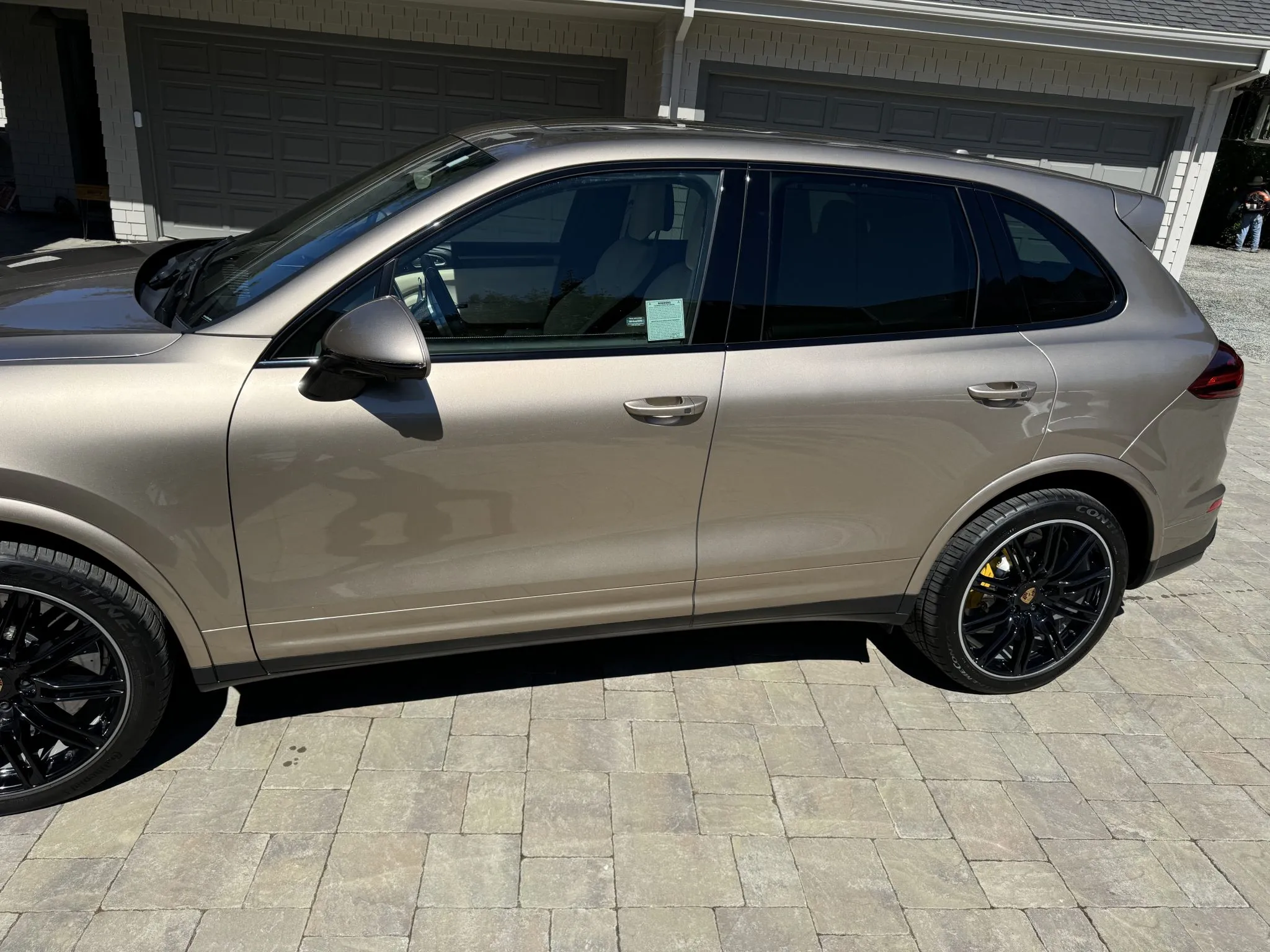 2016 Porsche Cayenne Turbo S in Palladium Metallic