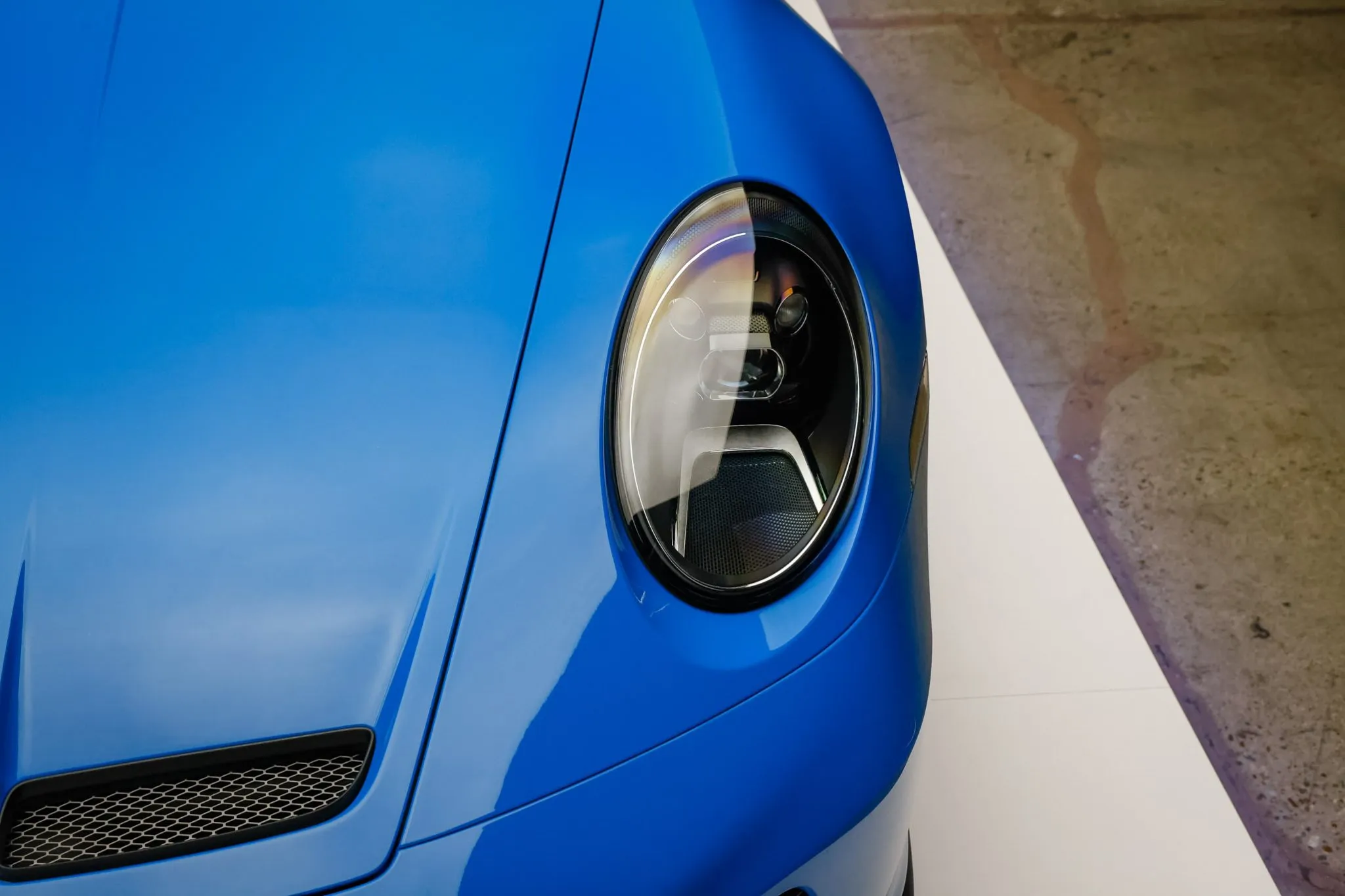 2022 Porsche 911 GT3 Touring in Blue Turquoise