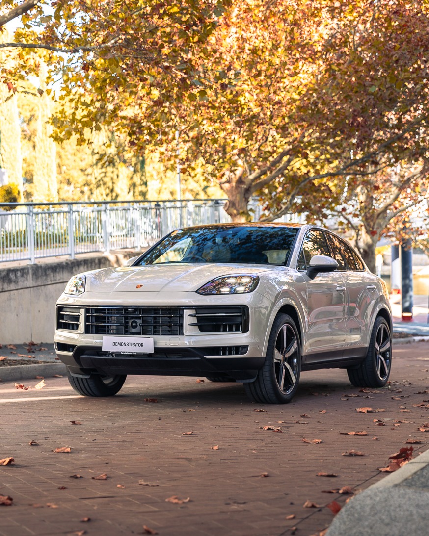 2024 Porsche Cayenne Coupé in Cashmere Beige Metallic