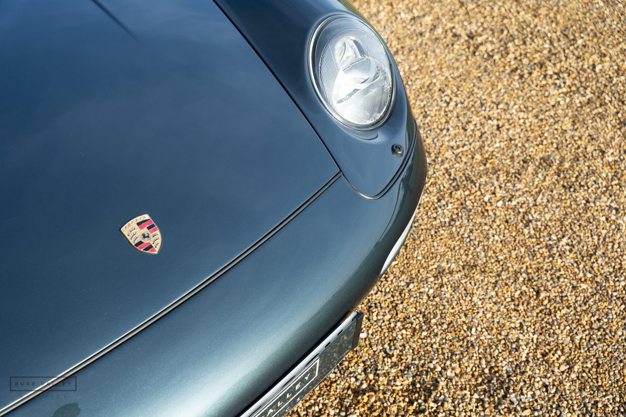 1994 Porsche 911 Carrera in Aventura Green