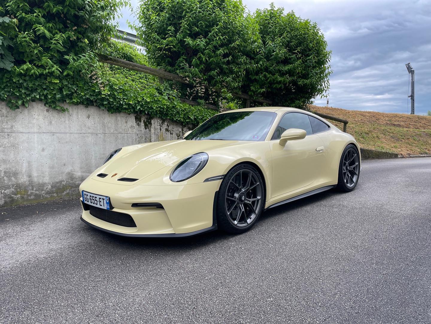 2023 Porsche 911 GT3 Touring in Elfenbein