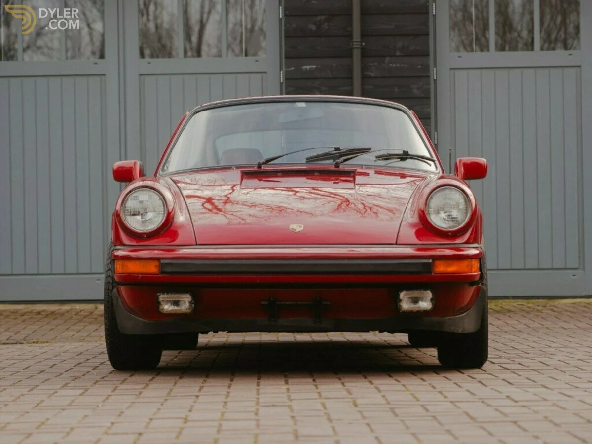 1975 Porsche 911 S in Malaga Red