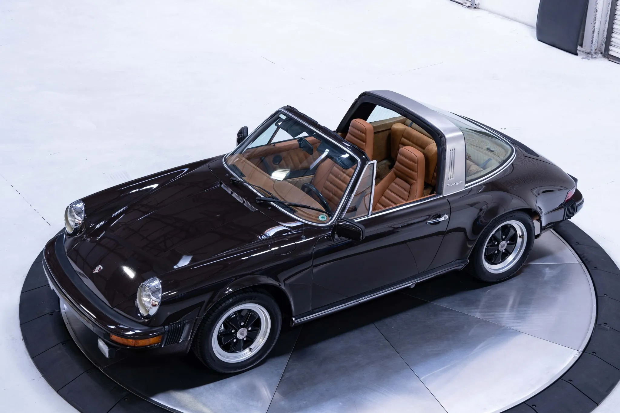 1978 Porsche 911SC Targa in Mocha Brown