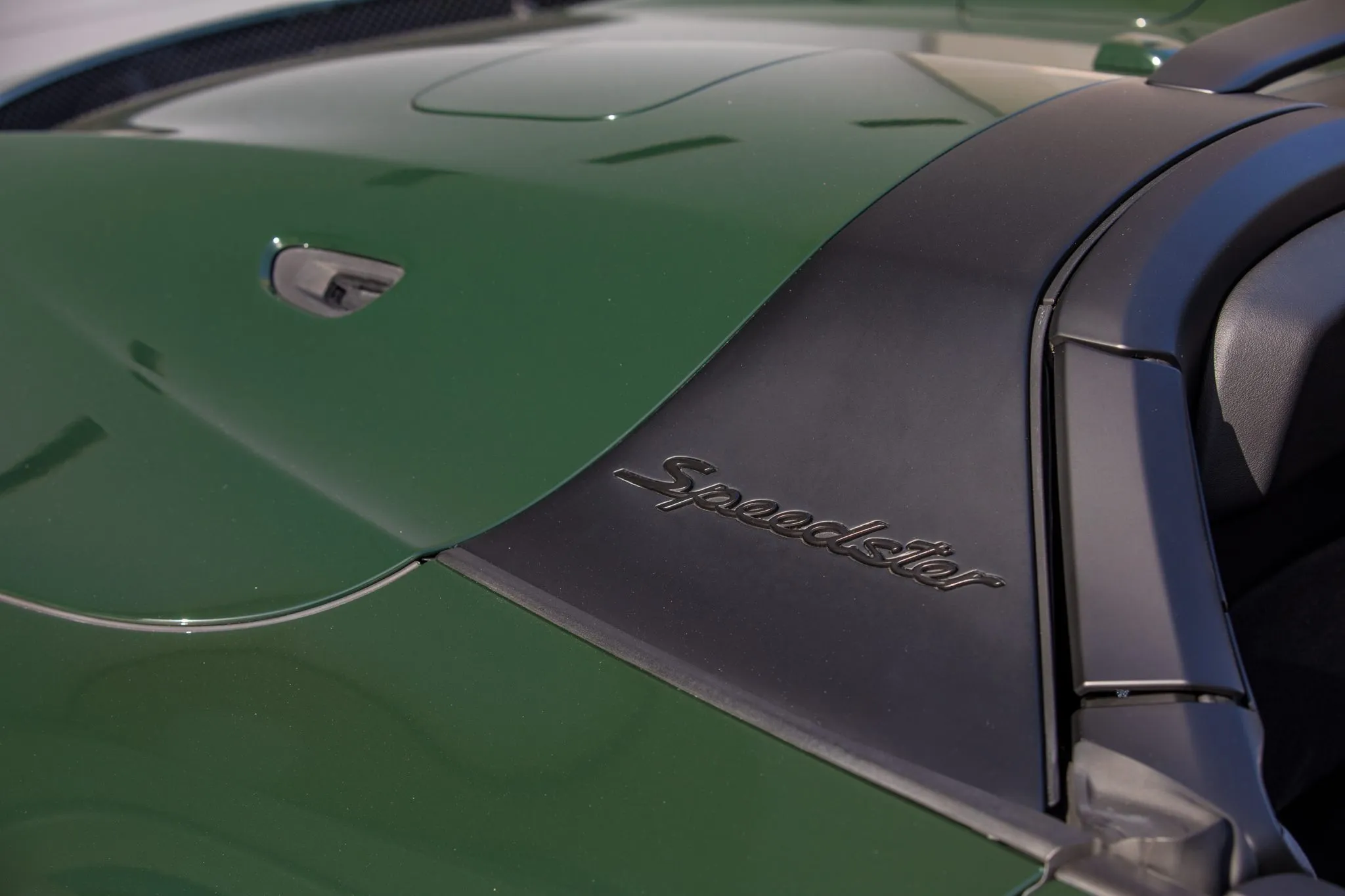 2019 Porsche 911 Speedster in Brewster Green