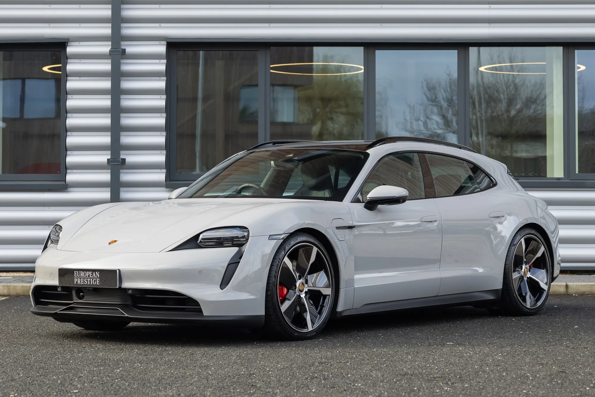 2023 Porsche Taycan 4S Sport Turismo in Crayon