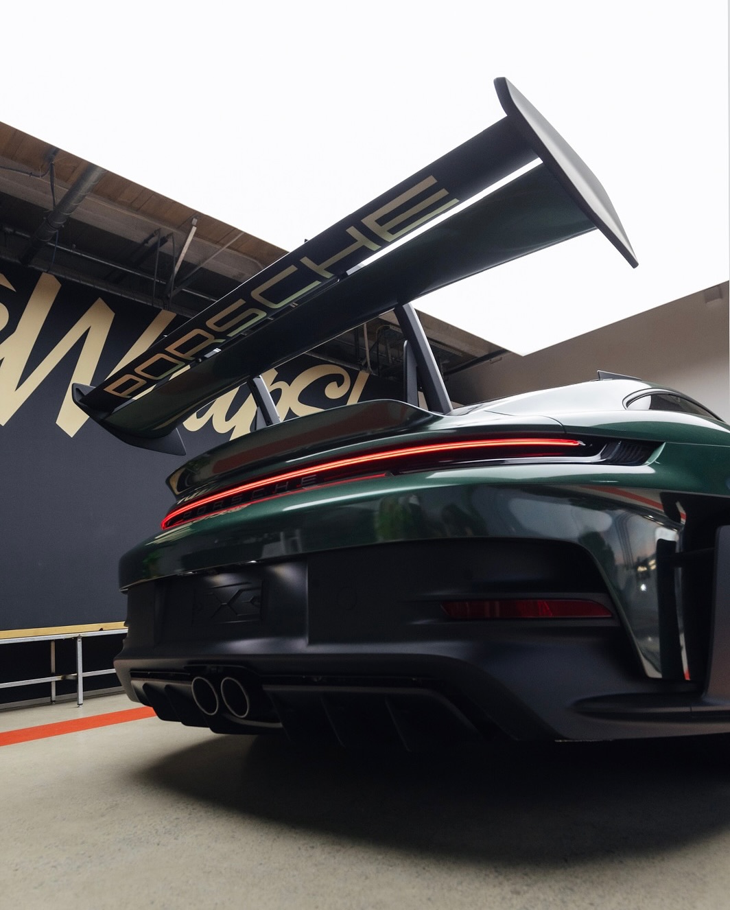 2024 Porsche 911 GT3 RS in Fir Green Metallic