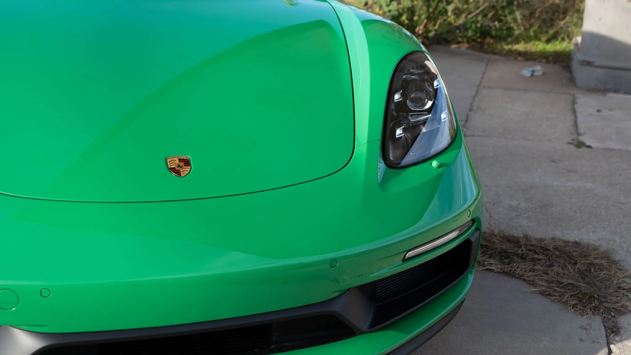2023 Porsche 718 Cayman GTS 4.0 in Python Green