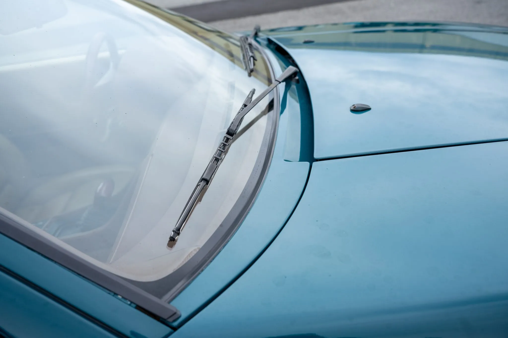 1989 Porsche 928 S4 Cabriolet in Murano Green