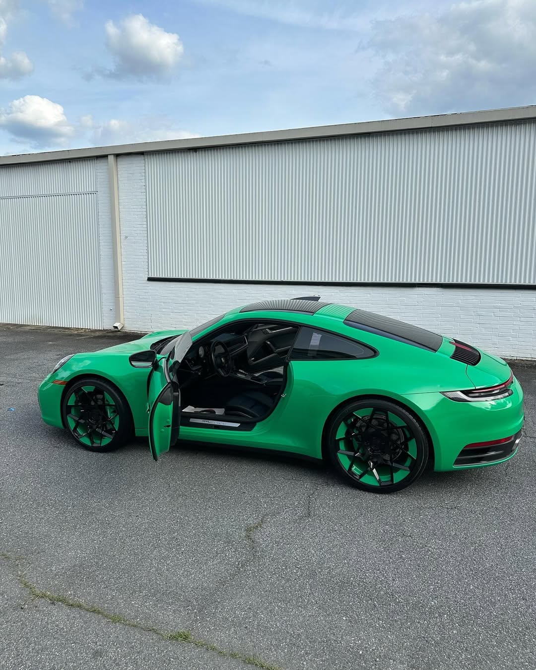 2022 Porsche 911 Carrera S in Kelly Green