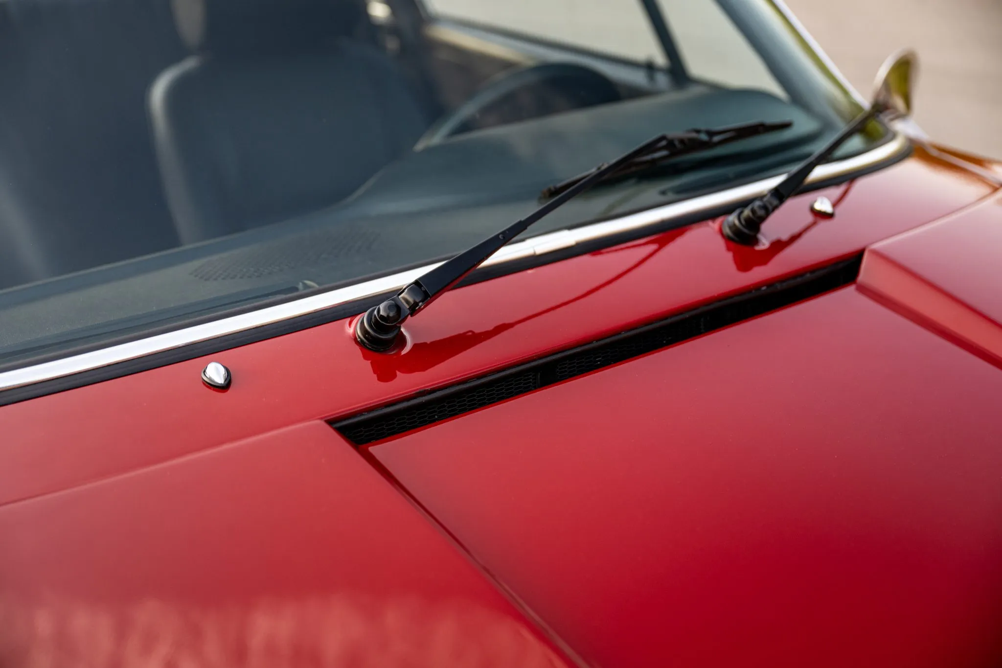 1971 Porsche 911T Coupe in Maroon