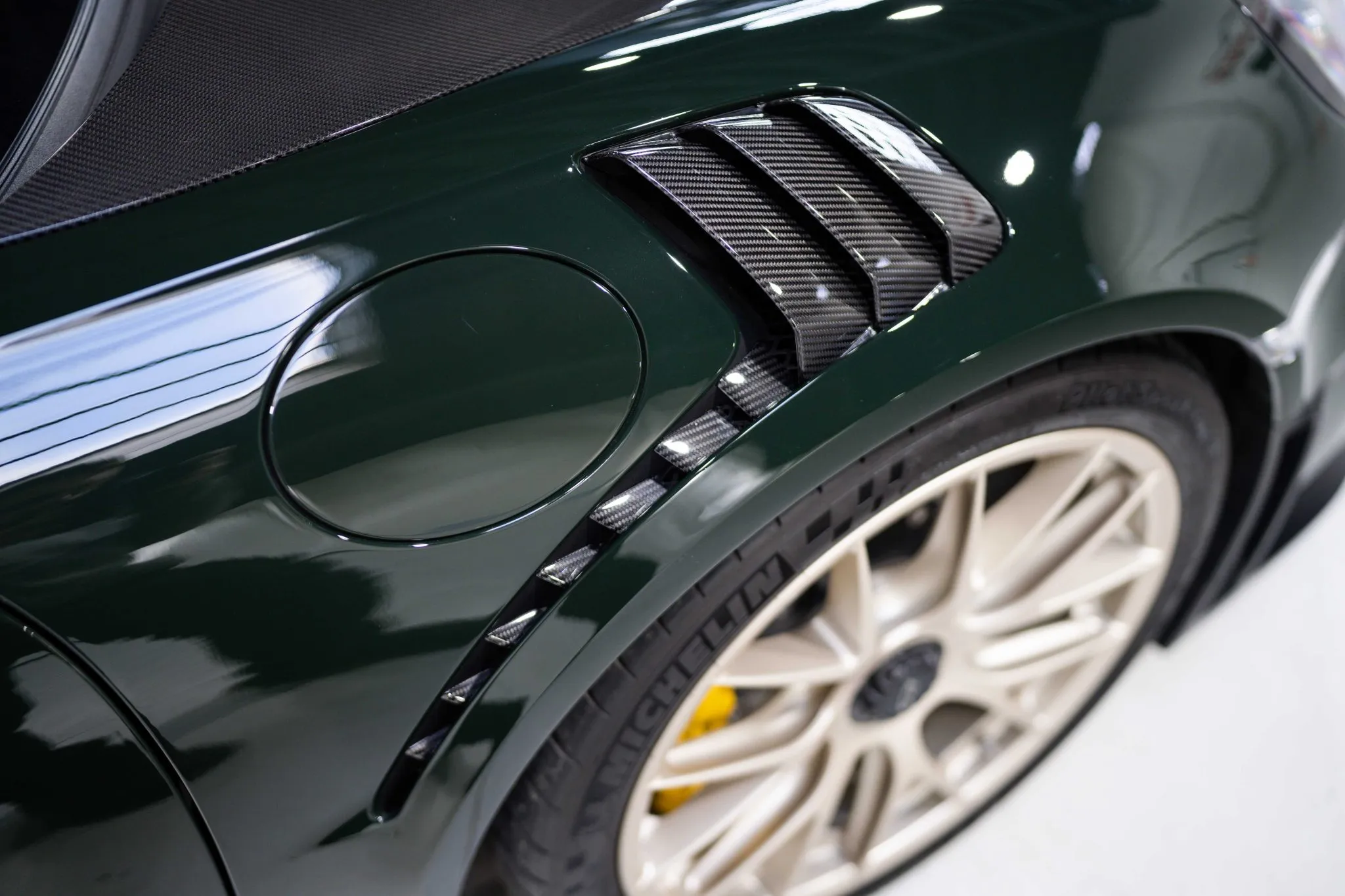 2018 Porsche 911 GT2 RS in Brewster Green
