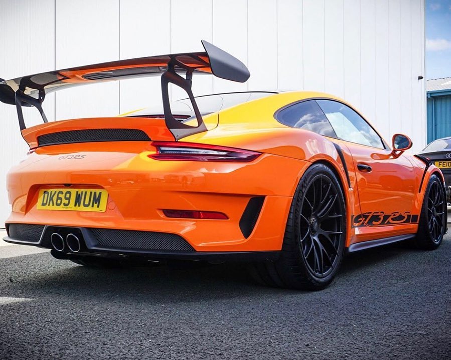 2019 Porsche 911 GT3 RS in Pure Orange