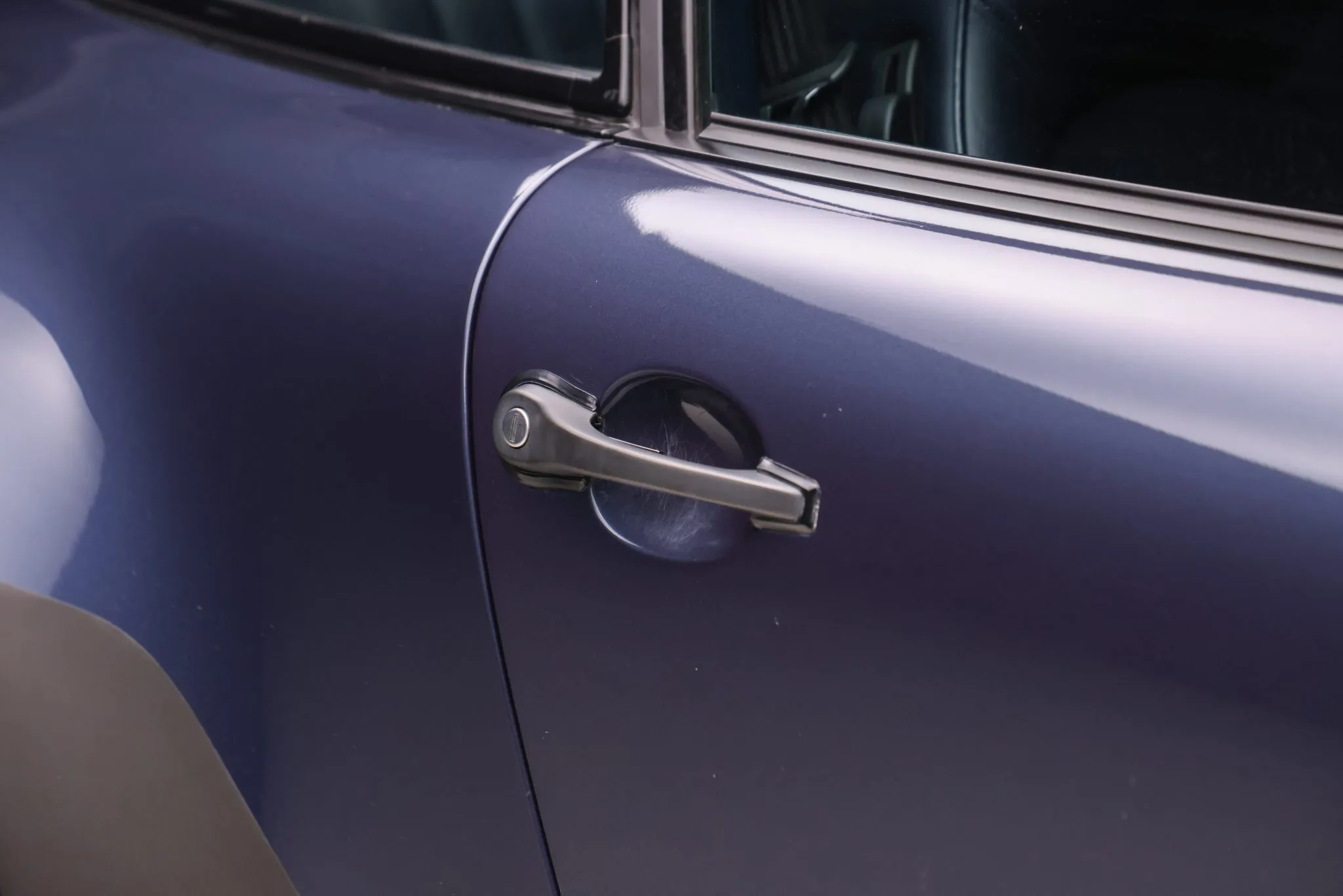 1986 Porsche 911 Turbo Coupe in Prussian Blue Metallic