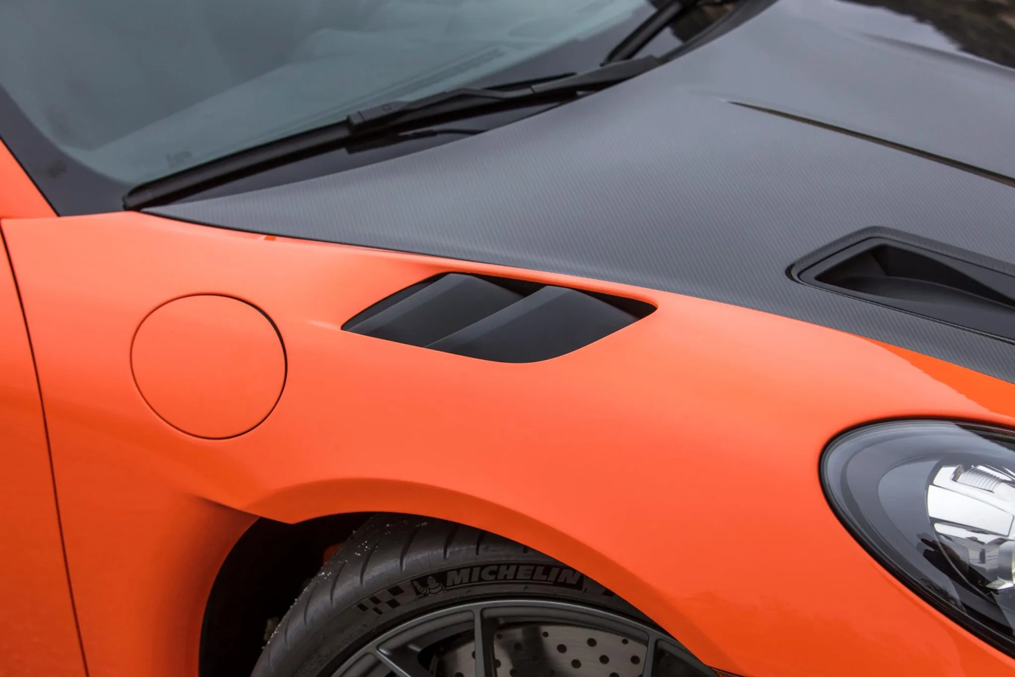 2023 Porsche 718 Cayman GT4 RS Weissach in Gulf Orange