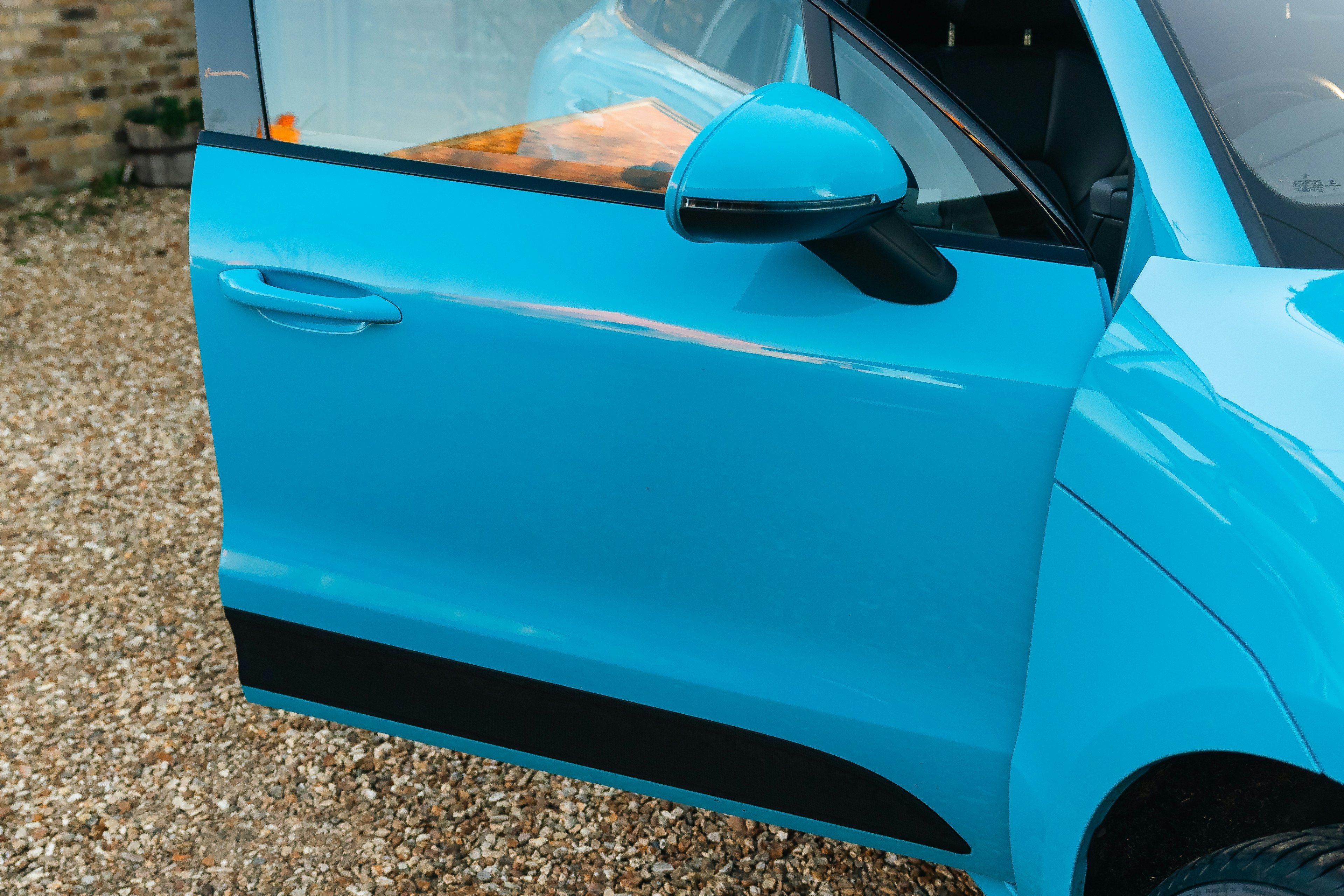 2020 Porsche Macan S in Miami Blue