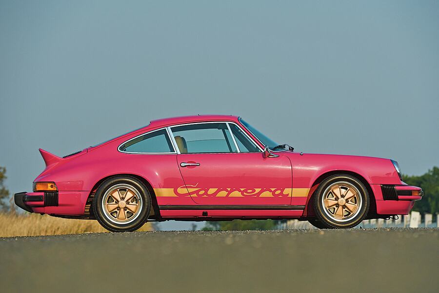 1974 Porsche 911 Carrera 2.7 in Magenta