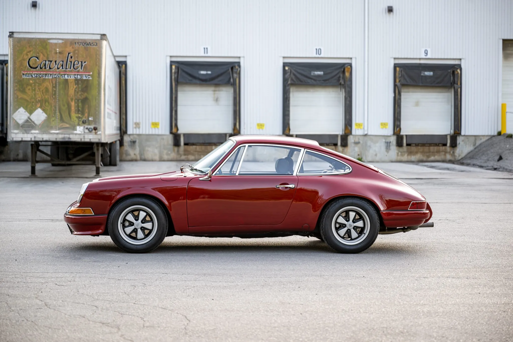 1971 Porsche 911T Coupe in Maroon