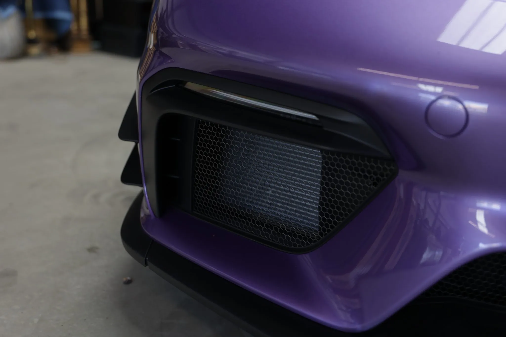 2023 Porsche 718 Cayman GT4 RS In Viola Purple Metallic