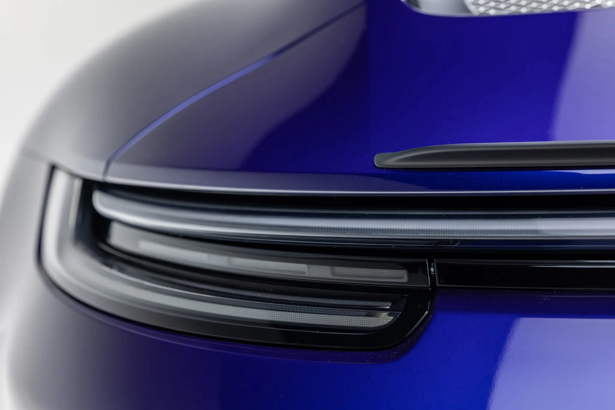 2024 Porsche 911 S/T Heritage Design in Gentian Blue Metallic