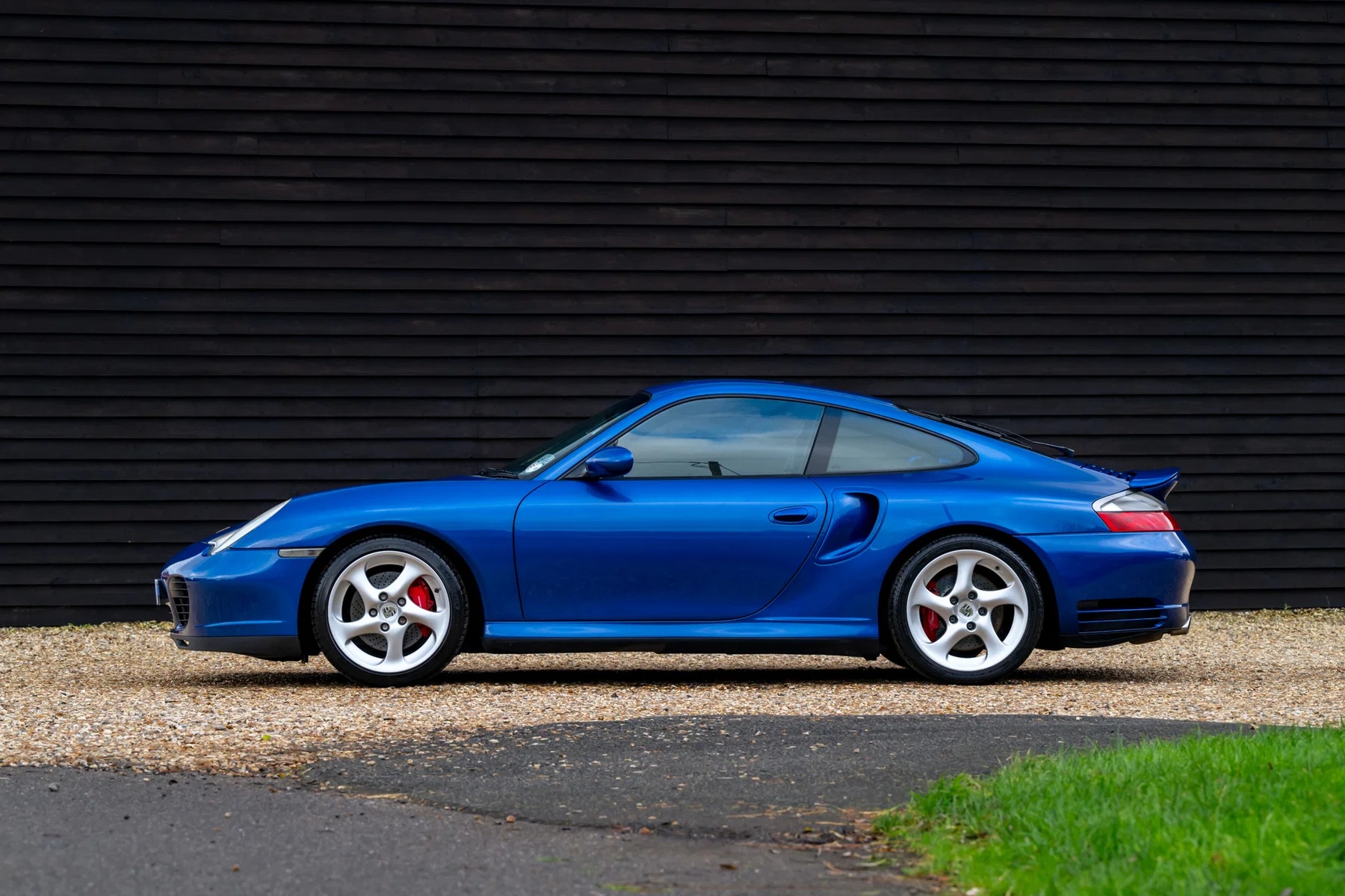 2002 Porsche 911 Turbo in Cobalt Blue Metallic