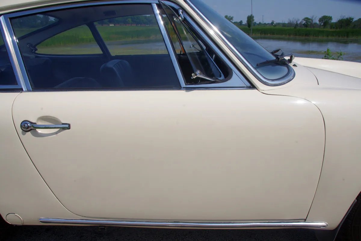 1967 Porsche 912 in Ivory