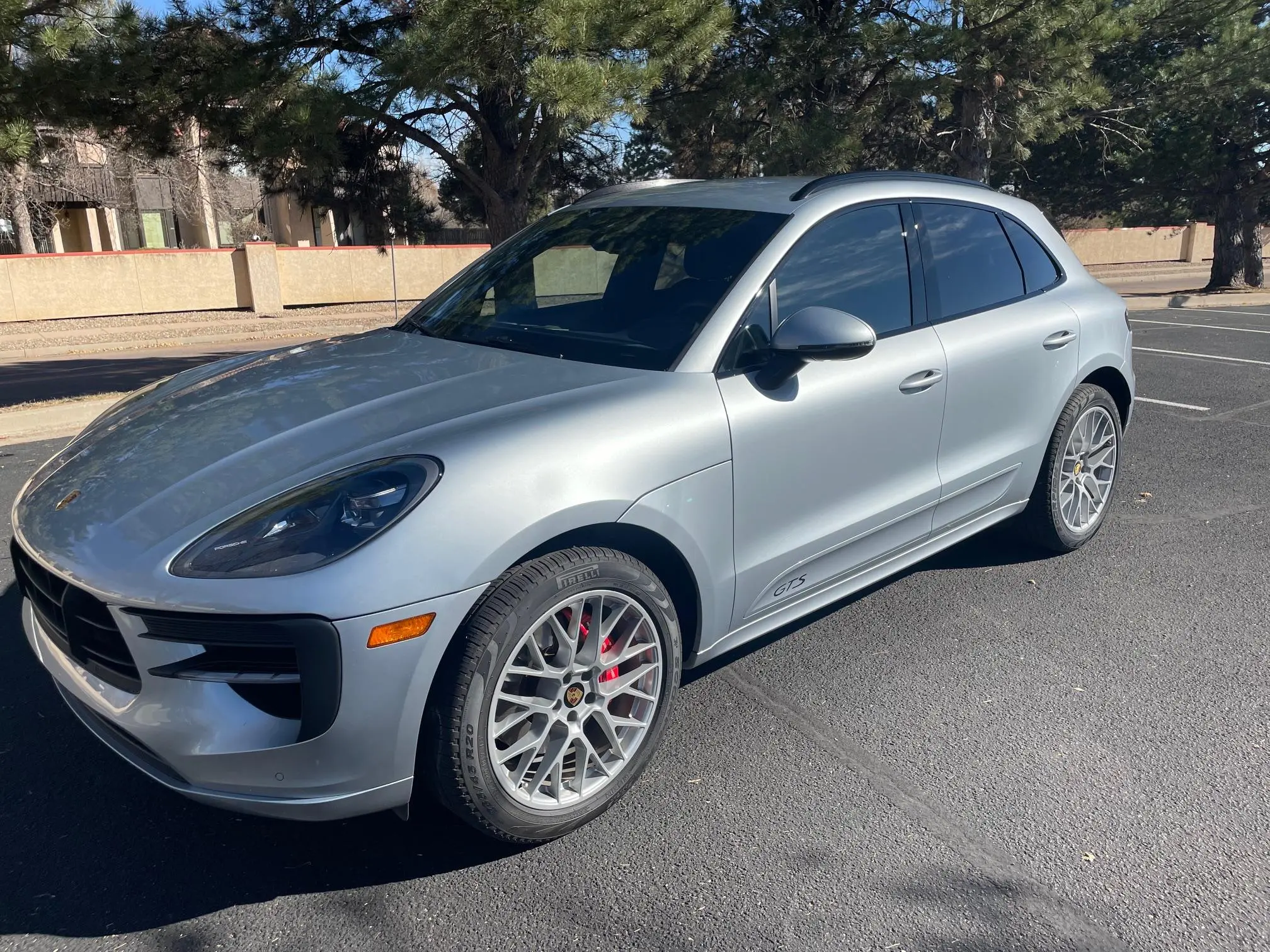 2021 Porsche Macan GTS in Dolomite Silver Metallic