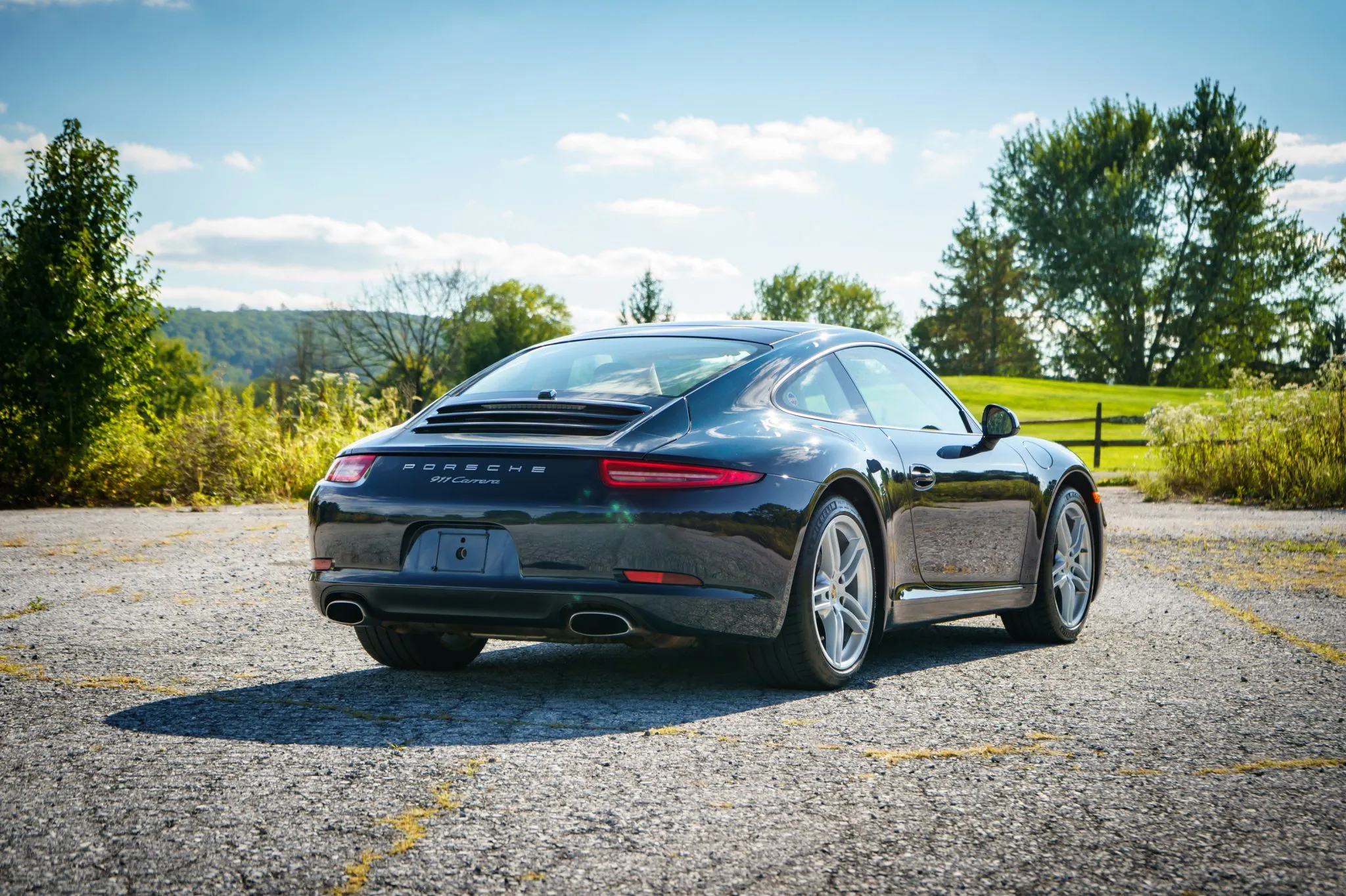 2013 Porsche 911 Carrera Coupe in Dark Blue Metallic