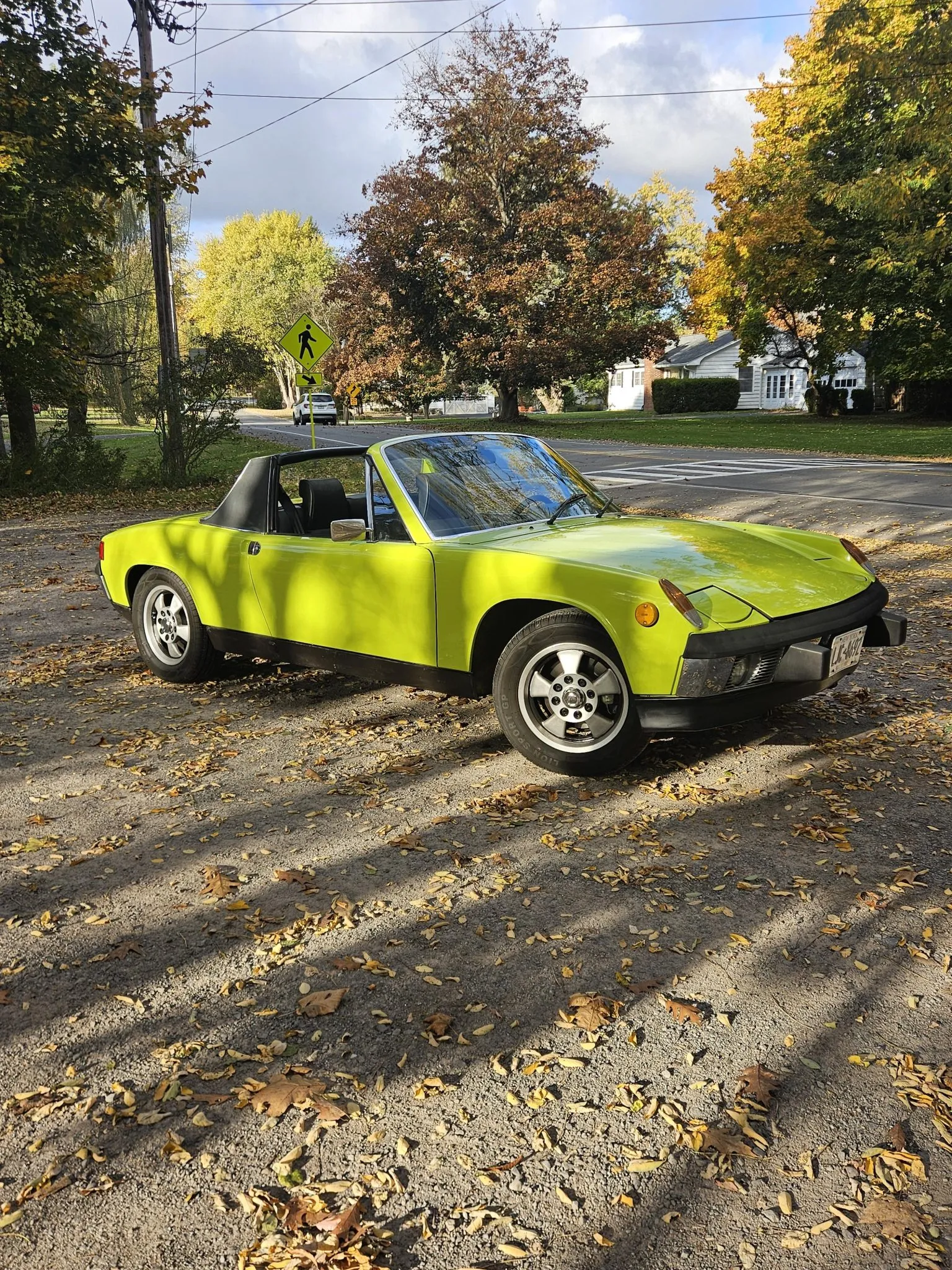 1974 Porsche 914 2.0 in Ravenna Green