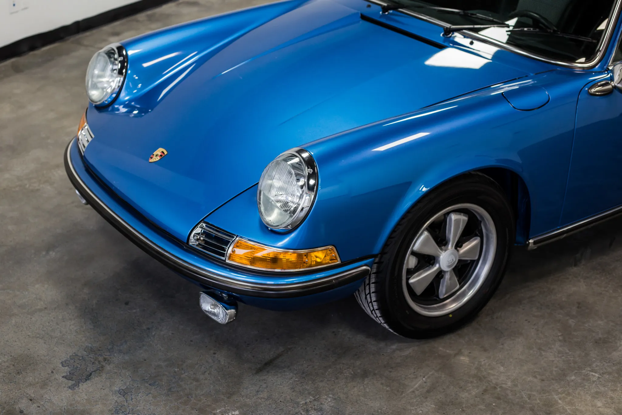1969 Porsche 911S in Metallic Blue